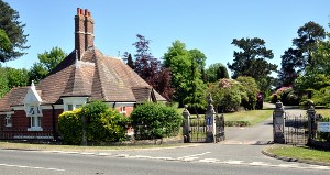 Handcross Park School entrance